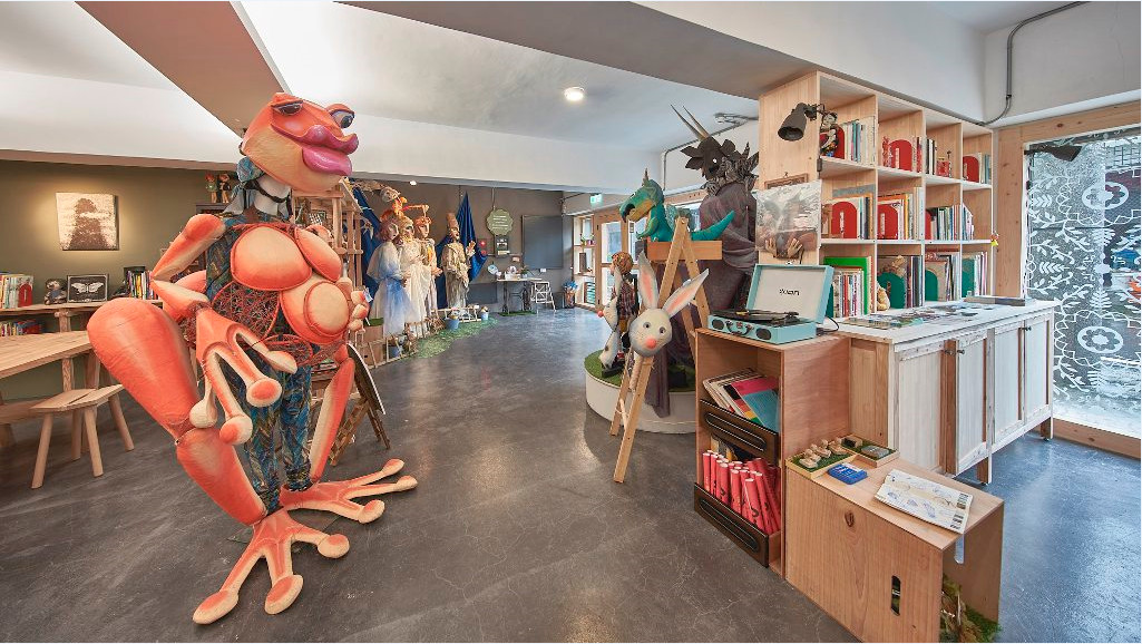 Lize Puppet Art Colony Exhibition space
