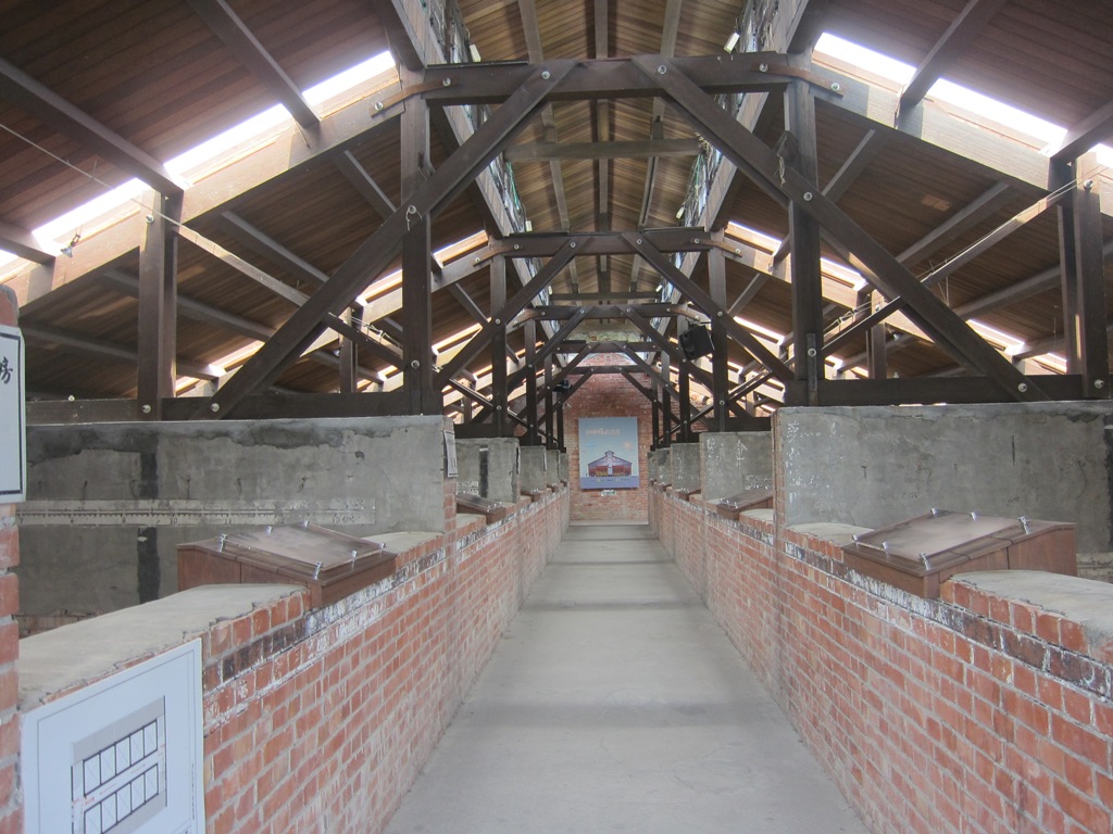 二結穀倉稻農文化館建築內部